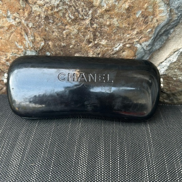 CHANEL Sunglasses Case Only Black Clamshell Hardcase Large Made in Italy - Picture 1 of 5
